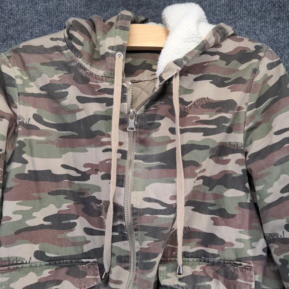 Disney Men's Full Zip Quilted Lined Hooded Jacket Camouflage M Mickey - Picture 3 of 13